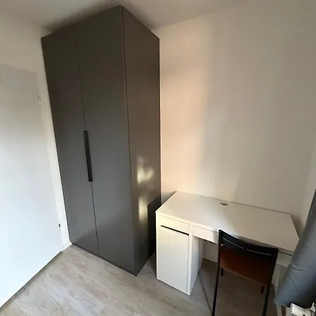 Bis Zu 5 Personen Mit Separaten Zimmern Stoccarda